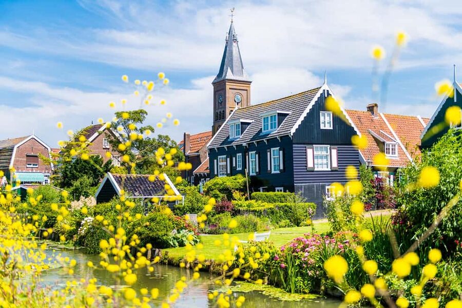 Marken, Volendam, and Edam Full-Day Tour from Amsterdam - Meeting at Amsterdam Central Station