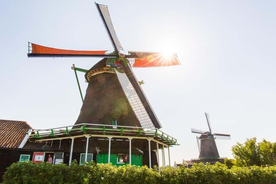 Marken, Volendam, and Edam Full-Day Tour from Amsterdam - Marken, wooden houses, and a clog-making workshop