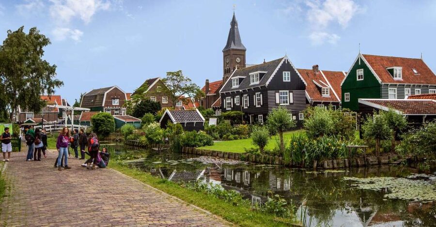 Marken, Volendam and Edam: Private Full-Day Tour - The IJsselmeer crossing makes the route special