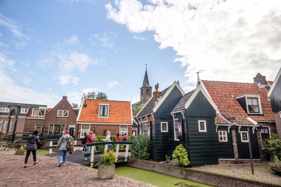 Marken, Volendam and Edam: Private Full-Day Tour - Marken: island views and old ways of life