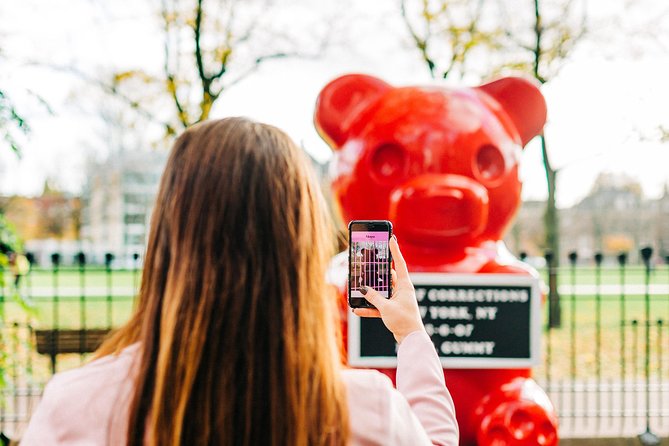 Moco Museum Amsterdam Admission Ticket with Banksy and more - Location, Stairs, and Small Practical Details