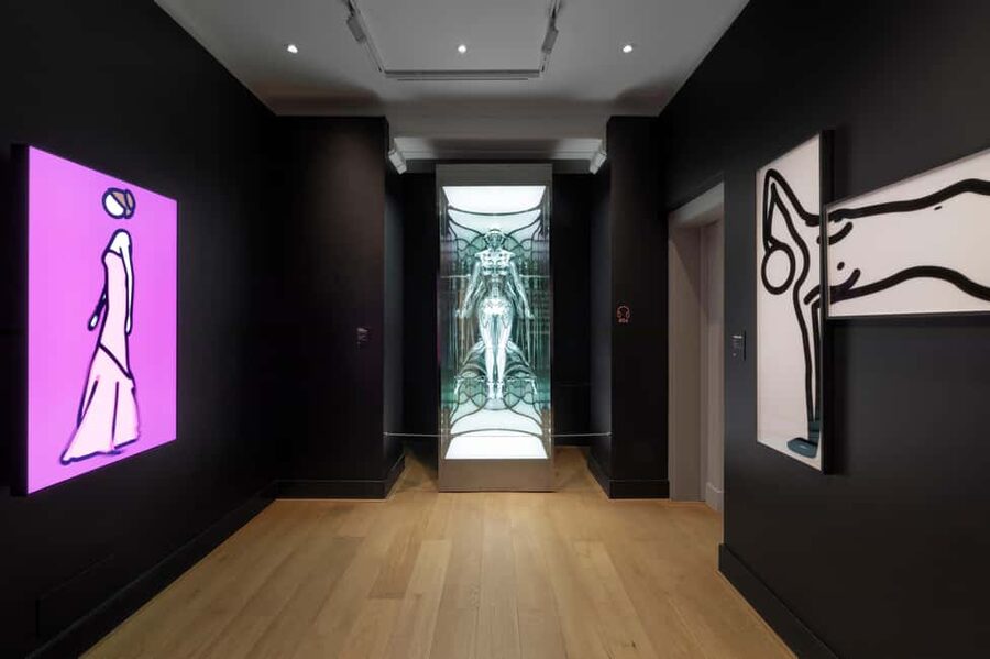 Moco Museum Amsterdam Entrance Tickets with Banksy & More - Stairs, crowds, and practical comfort