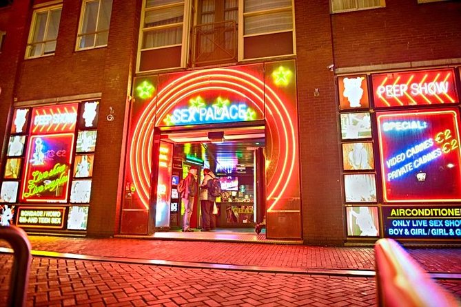 MUST DO: Amsterdam's Red Light District tour with a local - Starting at Geldersekade 2 after dark