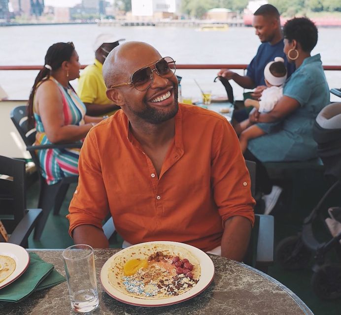 Nijmegen: River Cruise with All-You-Can-Eat Dutch Pancakes - Who will enjoy the cruise most