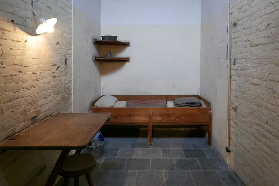 Oranjehotel World War II Prison Entrance Ticket - What the visit feels like for families