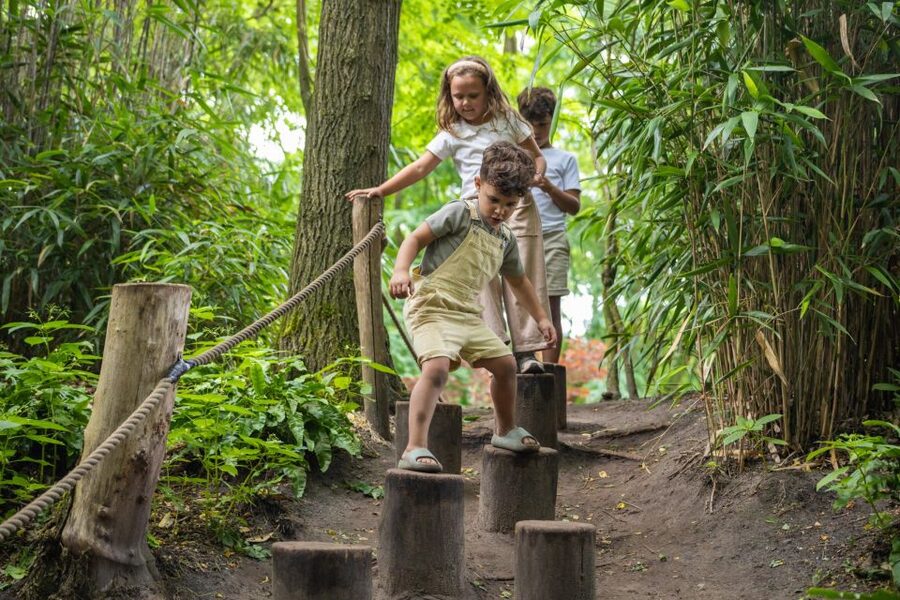 Overloon: ZooParc Entrance Ticket - The Outback is made for roaming animals