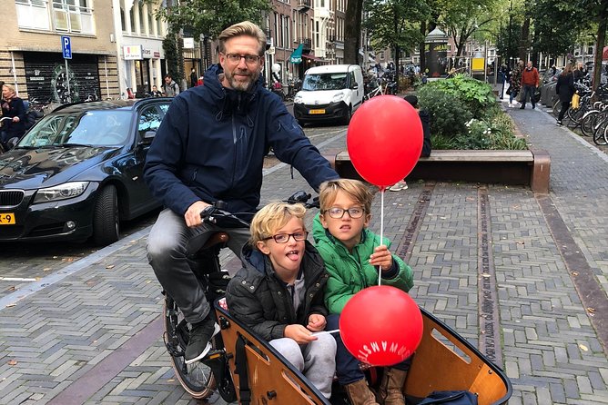 Private Amsterdam Bike Tour with a local guide (also for families) - Vondelpark gives the ride breathing room