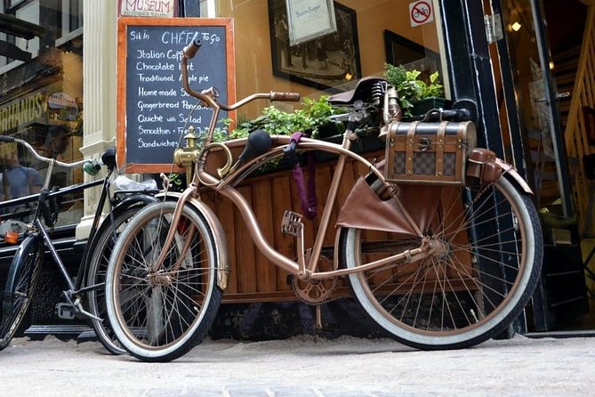 Private Amsterdam City Highlights Bike Tour (PRIVATE GUIDE) - Why Amsterdam is best understood by bicycle