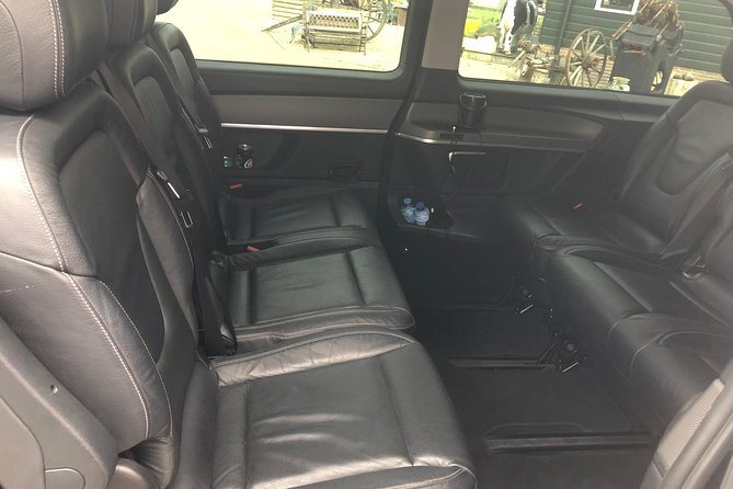 Private Amsterdam Departure Transfer to AMS Schiphol Airport - Booking timing and cancellation rules