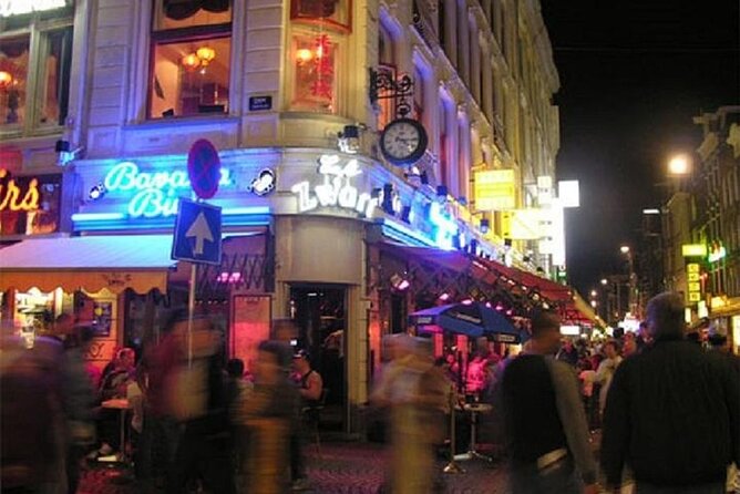 Private Amsterdam Red Light District and Coffee Shop Tour - Why this private walk is different