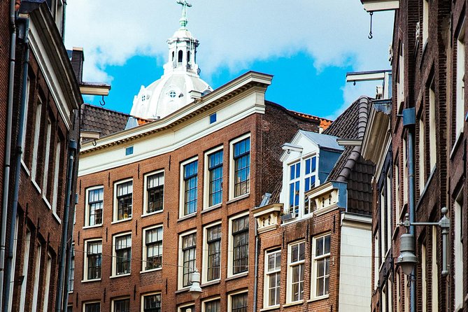 Private City Kickstart Tour: Amsterdam - Begijnhof and its quiet medieval chapels