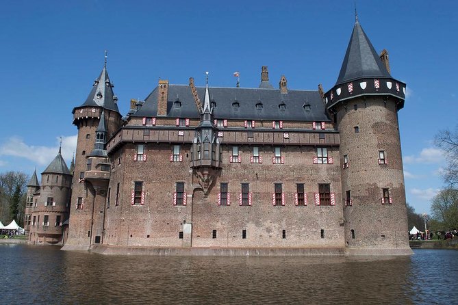 Private day trip to the Dutch castles from Amsterdam - Why these two castles work so well together