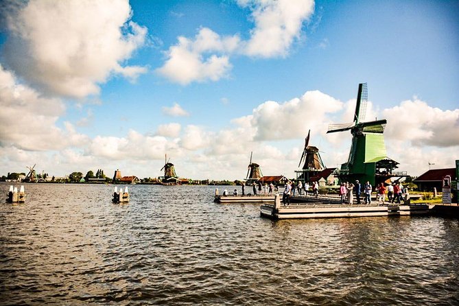 Private Daytrip Giethoorn and Windmills of Zaanse Schans from Amsterdam - The drive to Giethoorn changes the pace