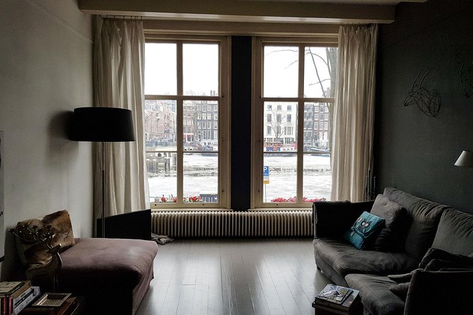 Private Dutch Pancake Cooking Class in an Amsterdam Canal Home - What makes the old apartment part of the experience