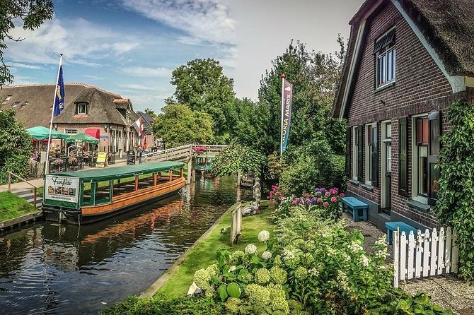 Private Giethoorn & Zaanse Schans Windmills Sightseeing Tour from Amsterdam - Why this private day works so well