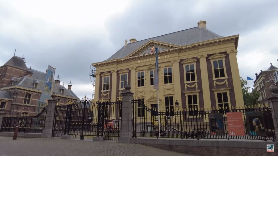 Private half-day Delft and The Hague tour - A private guide changes the pace