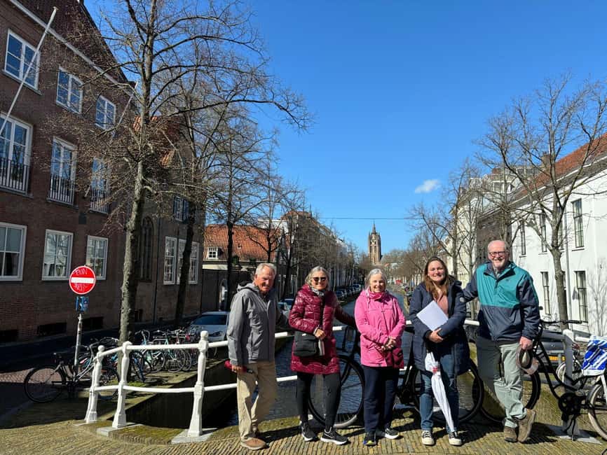 Private half-day Delft and The Hague tour - The 25-minute tram ride is part of the appeal