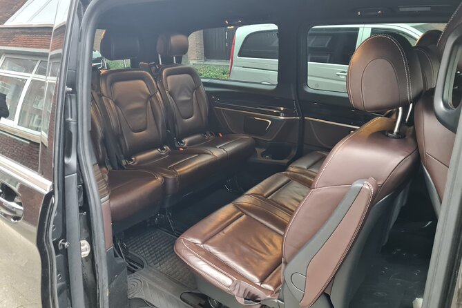 Private Minivan transfer to Rotterdam - Arriving at Rotterdam Central Station