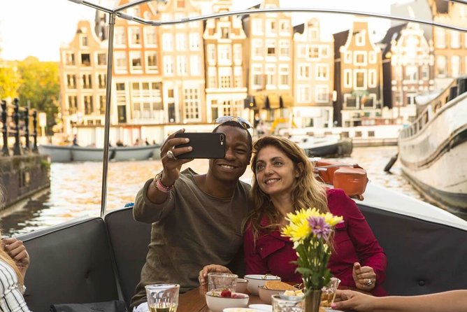 Private Romantic Canal Cruise Amsterdam with Bubbly and Snacks - A private view of Amsterdam’s canals
