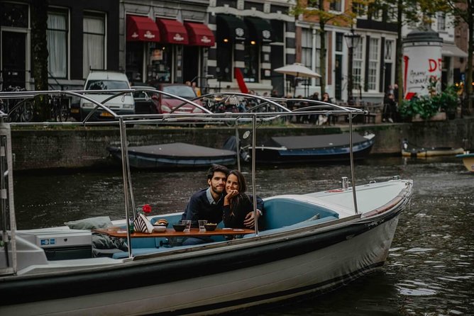 Private Romantic Canal Cruise Amsterdam with Bubbly and Snacks - Who will enjoy this private canal cruise?