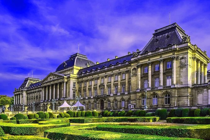 Private Sightseeing tour to Antwerp and Brussels from Amsterdam - Chocolate Nation turns Belgian chocolate into a tasting stop