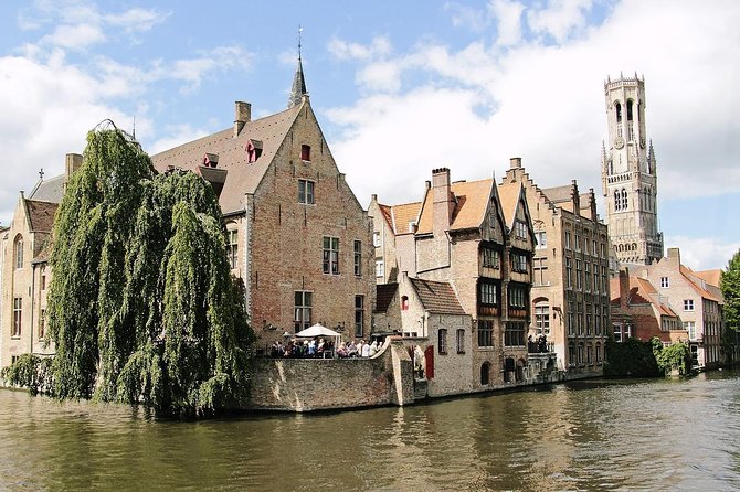 Private sightseeing tour to Bruges and chocolate from Amsterdam - The Beguinage and the historic center