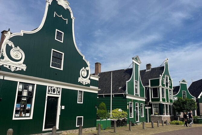 Private Tour to Zaanse Schans, Volendam, and Marken - Leaving Amsterdam at 9:00