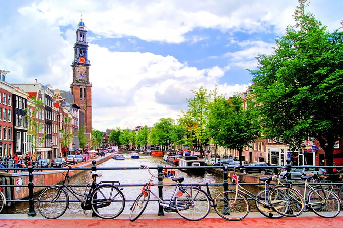 Private walking tour Amsterdam. English or Spanish. - What the private format is worth
