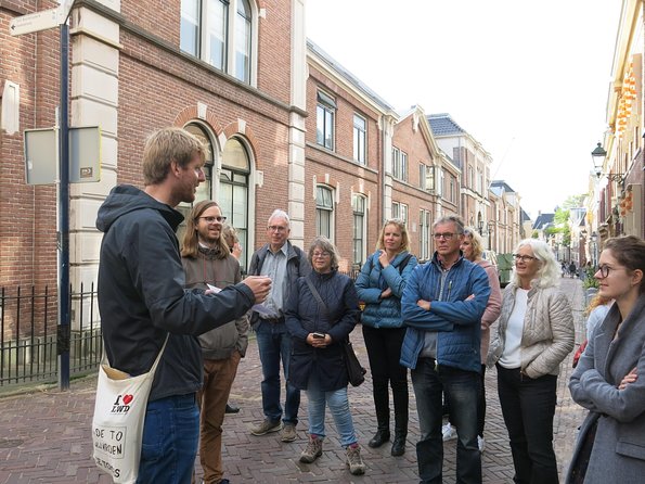Private Walking Tour through Leeuwarden - Stories from the Second World War