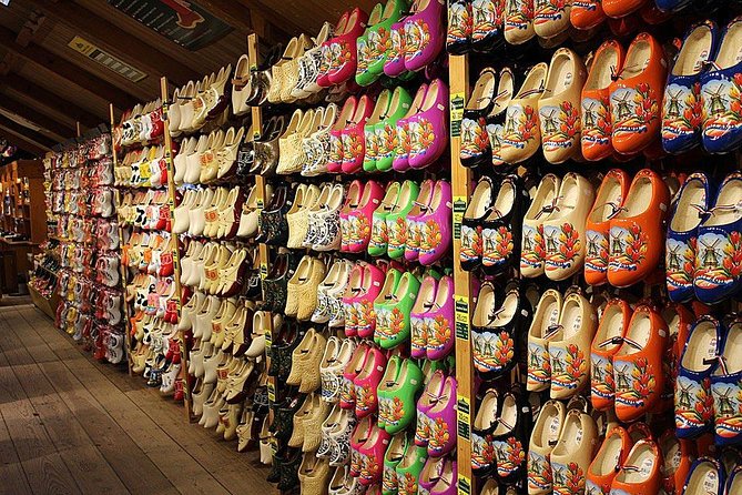 Private Zaanse Schans & Volendam Tour: Windmills, Cheese & Clogs - Zaanse Schans: windmills that still do real work