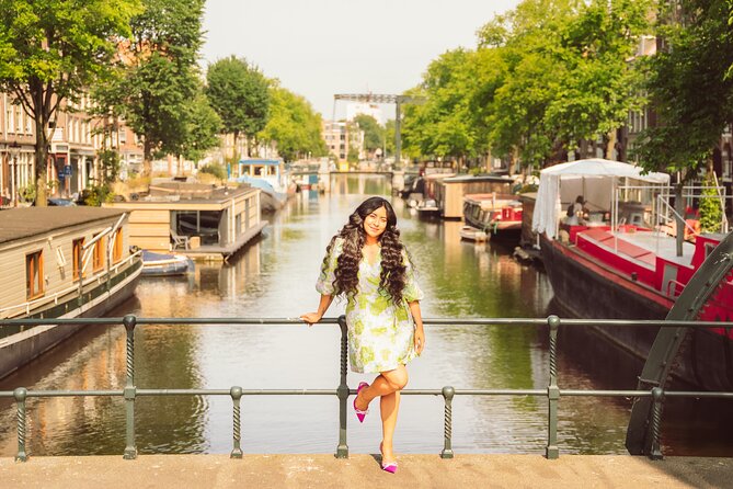 Professional Amsterdam Photo Shoot - Meeting at Noordermarkt