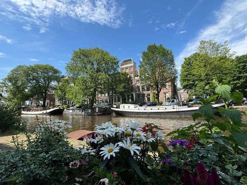 REDKULT: Red Light District & Historical City Center - The Grachtengordel adds Amsterdam’s canal-side character