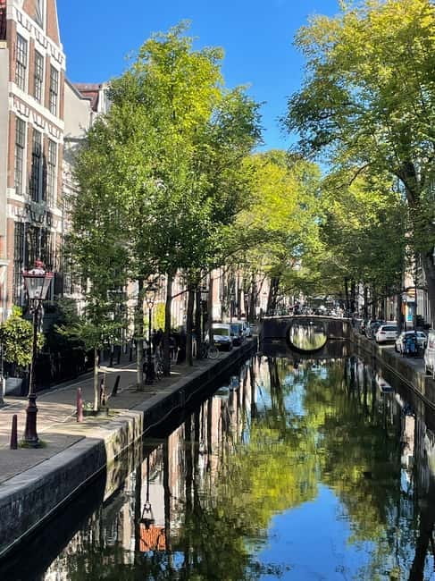 REDKULT: Red Light District & Historical City Center - Starting at Beursplein 4 between the fountains