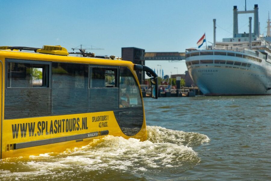 Rotterdam: 1-Hour Sightseeing Splash Tour - Front seats, children, and the best way to enjoy the ride