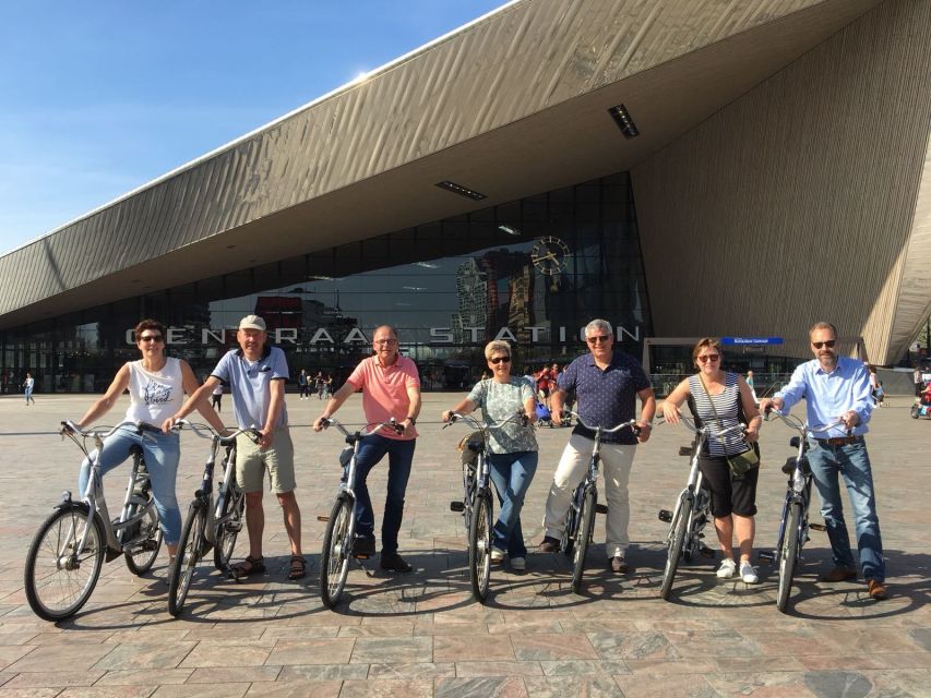 Rotterdam: 2.5-Hour Highlights Bike Tour - Across the river to Kop van Zuid