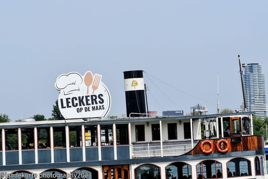 Rotterdam: 2.5-Hour Leckers Boat Cruise and Buffet - Key points to know
