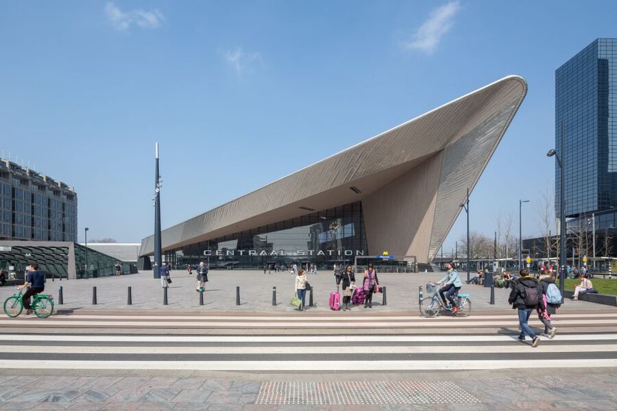 Rotterdam: Architectural Highlights Guided Walking Tour - Cube Houses, with room for disagreement