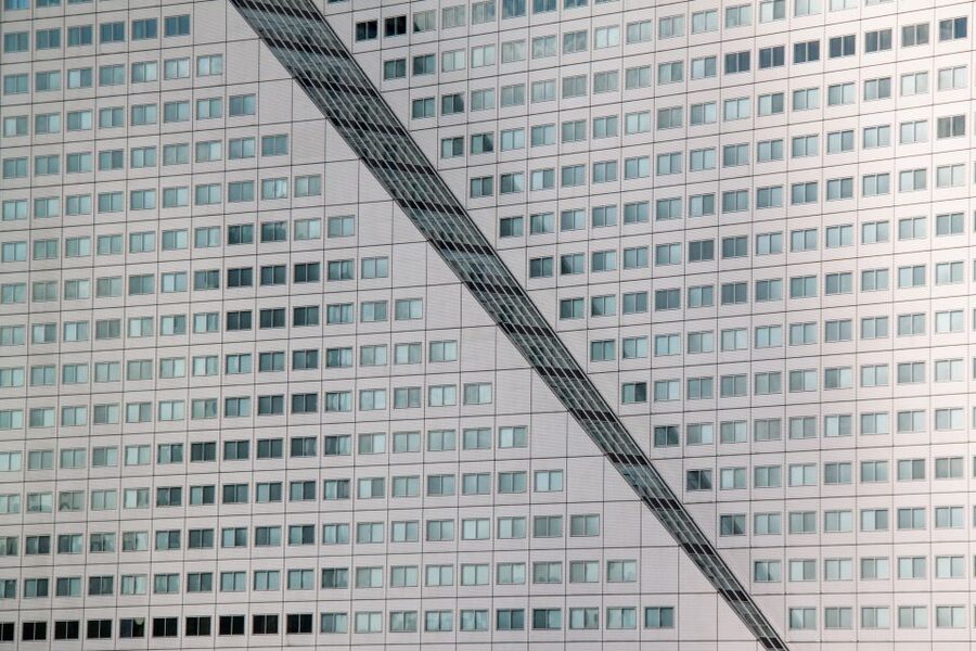 Rotterdam: Architectural Highlights Guided Walking Tour - The riverfront and Erasmus Bridge