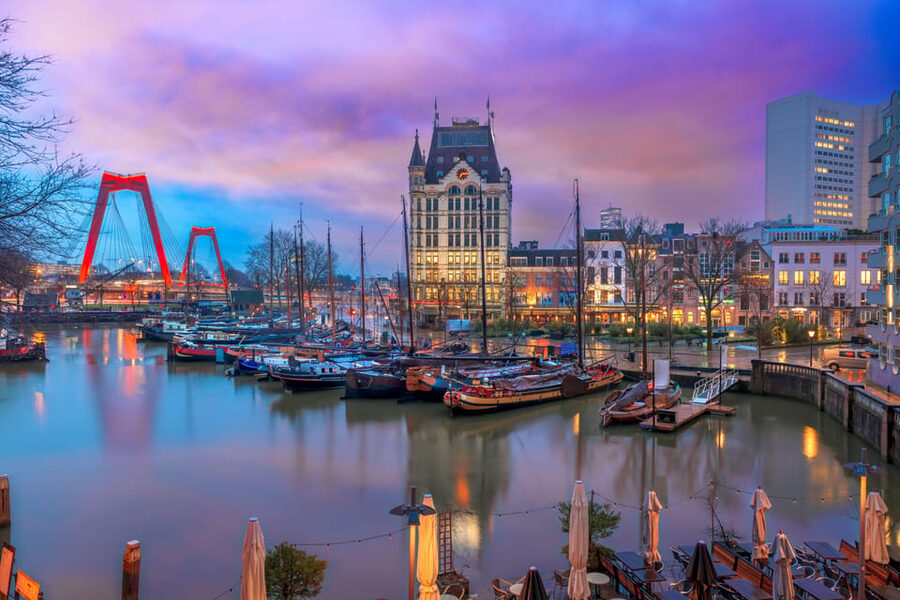Rotterdam: Capture the most Photogenic Spots with a Local - Older and newer buildings along the route