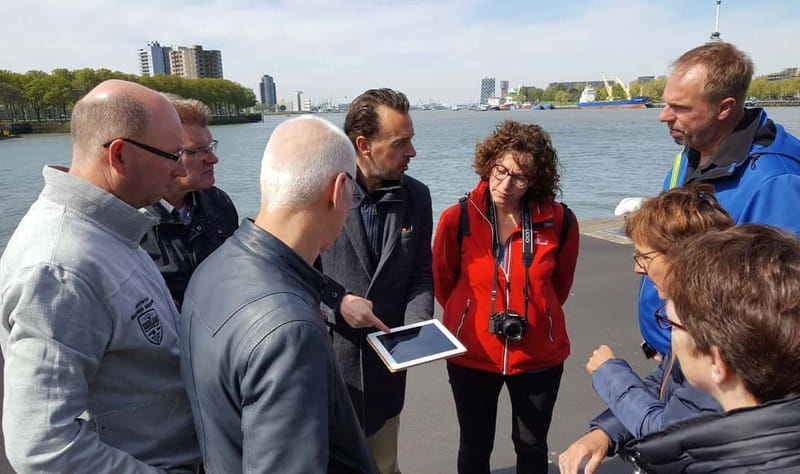 Rotterdam: City Highlights Guided Bike Tour - Why a bike is the right way to see Rotterdam