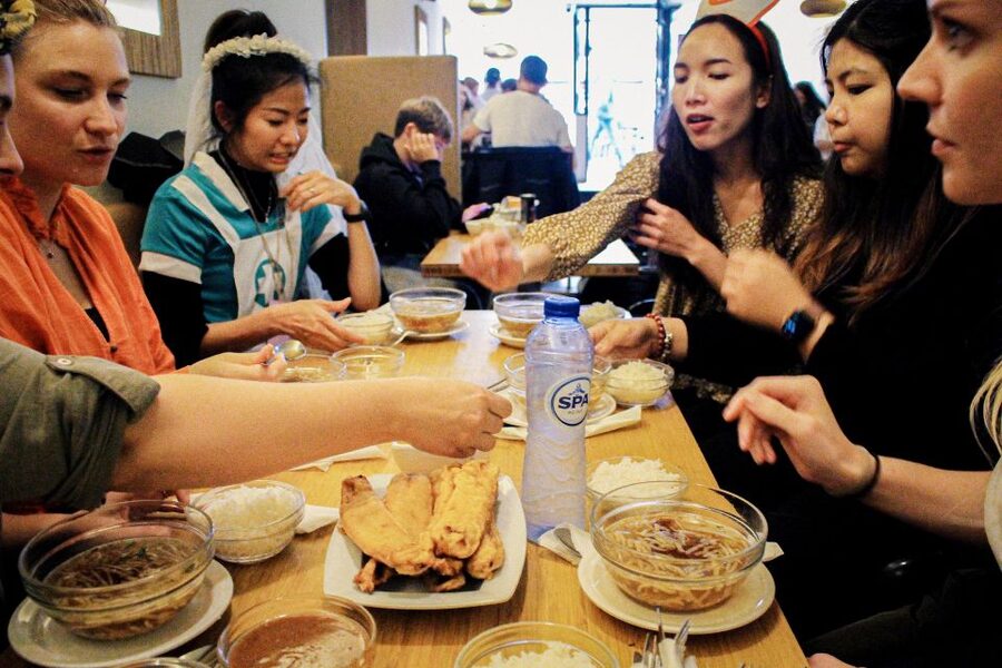 Rotterdam: Guided Food Tour - Witte de Withstraat brings the biggest food stretch