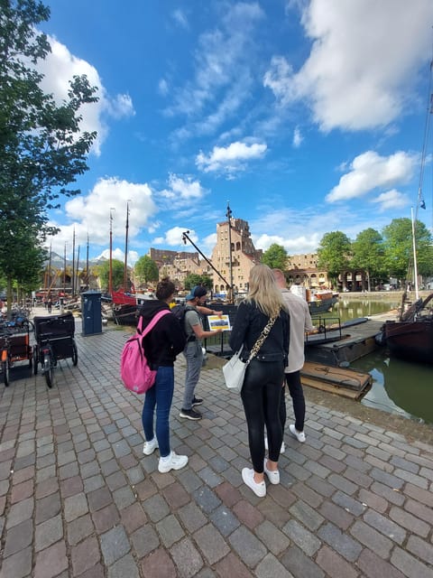 Rotterdam: Highlights & Gems Walking Tour with Dutch Local - Markthal, where the walking turns into lunch advice