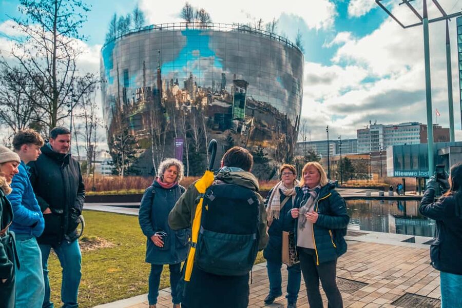 Rotterdam: Highlights & Gems Walking Tour with Dutch Local - Price, pace, and who should book