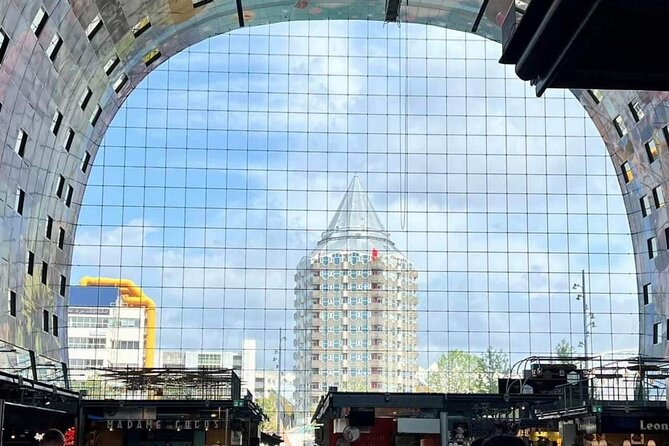 Rotterdam: Private Tour with Local Guide + Cube House visit - Why Rotterdam works best with a guide at street level