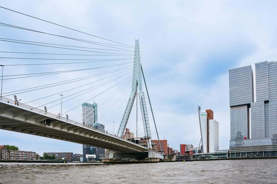 Rotterdam: RIB Speedboat Sightseeing Cruise - Why the Maas River is the right place for this ride