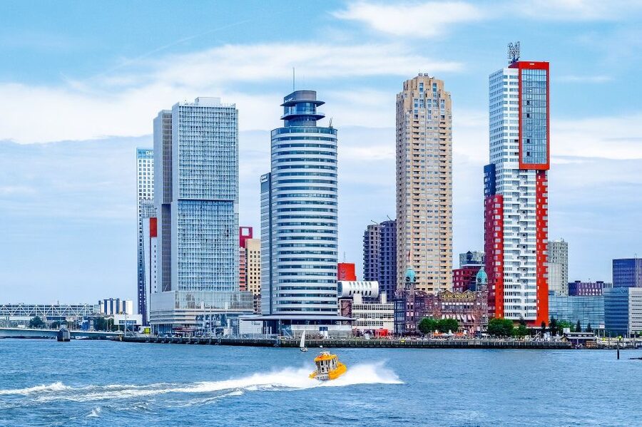 Rotterdam Walking Tour and Harbor Cruise - Beginning at The Destroyed City