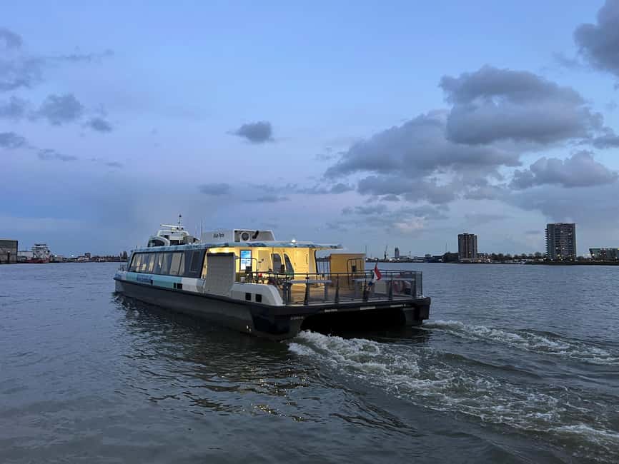 Rotterdam: Waterbus Ticket to Dordrecht and/or Kinderdijk - Using both lines in one day