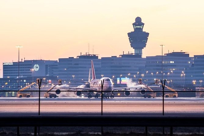 Roundtrip Transfer Schiphol - Amsterdam - Meet and greet with a useful waiting window