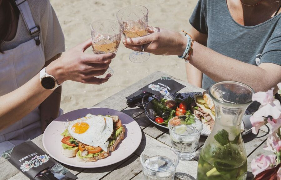 Scheveningen Full-day Surfing lessons with Lunch - Key points to know