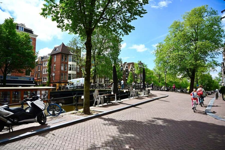 Secret Food Tours Amsterdam - Dutch Cheese With Local Context